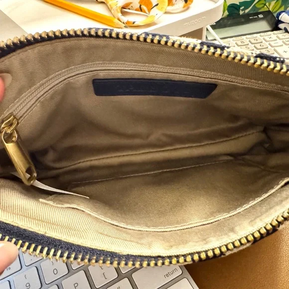 Talbots Blue and Beige Shoulder Bag - Picture 3 of 3